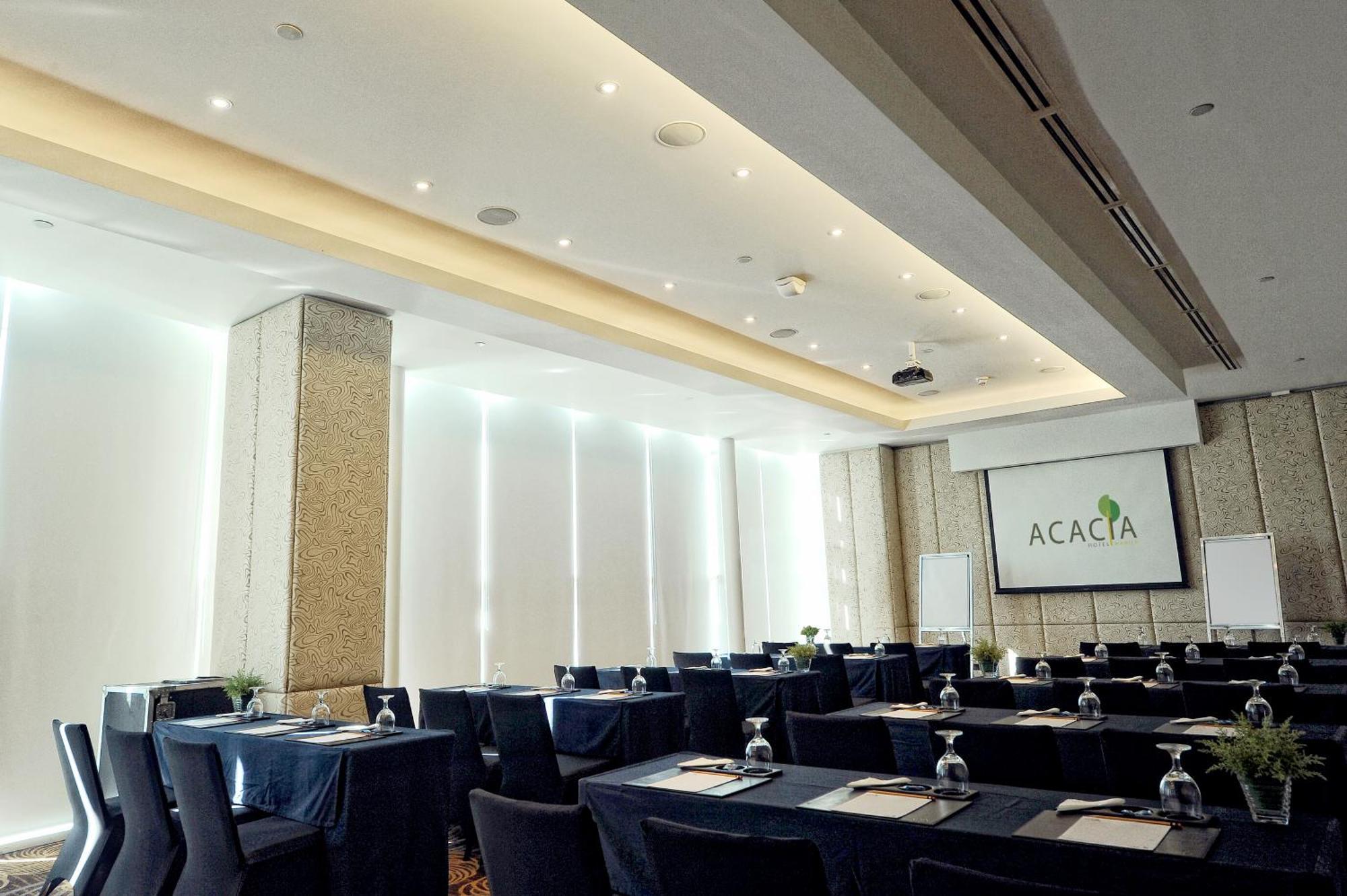 Acacia Hotel Manila Muntinlupa City Exteriör bild