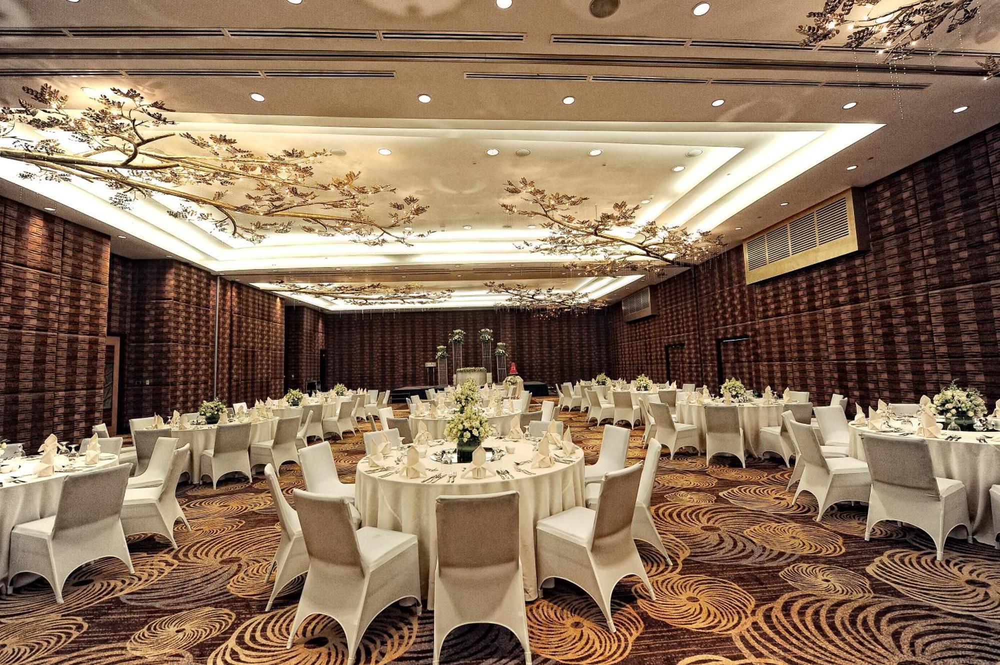 Acacia Hotel Manila Muntinlupa City Exteriör bild